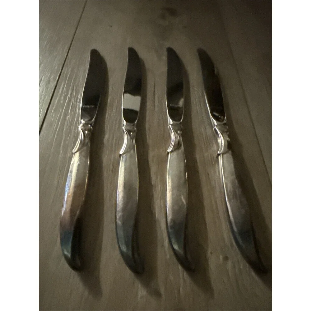 4 PCs VTG MCM 1847 Rogers Bros FLAIR International Silver Dinner Knives‎ 9 1/8